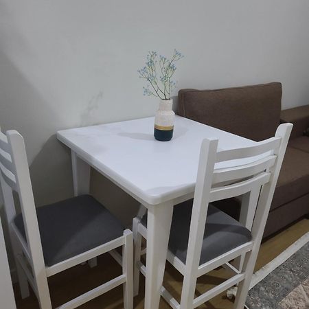 Home Inn Apartaments Tirana Zewnętrze zdjęcie