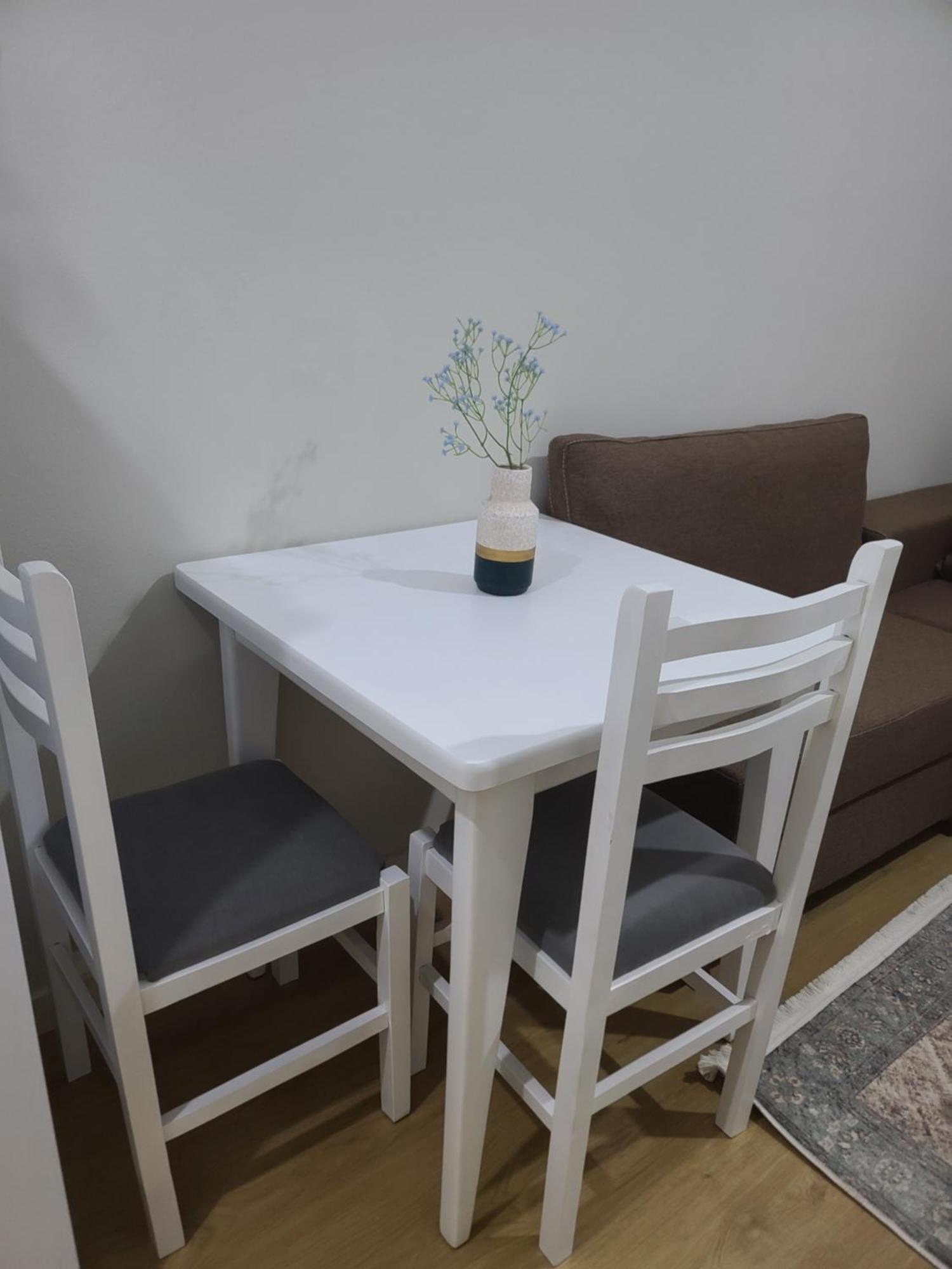 Home Inn Apartaments Tirana Zewnętrze zdjęcie